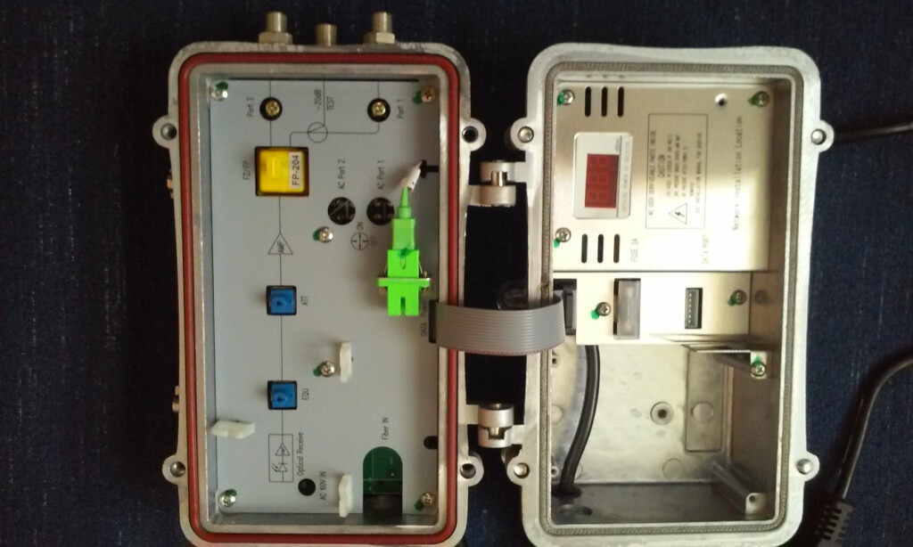 Receptor optic de Exterior cu LED SEMNALIZARE pt prezenta optica si a tensiunii